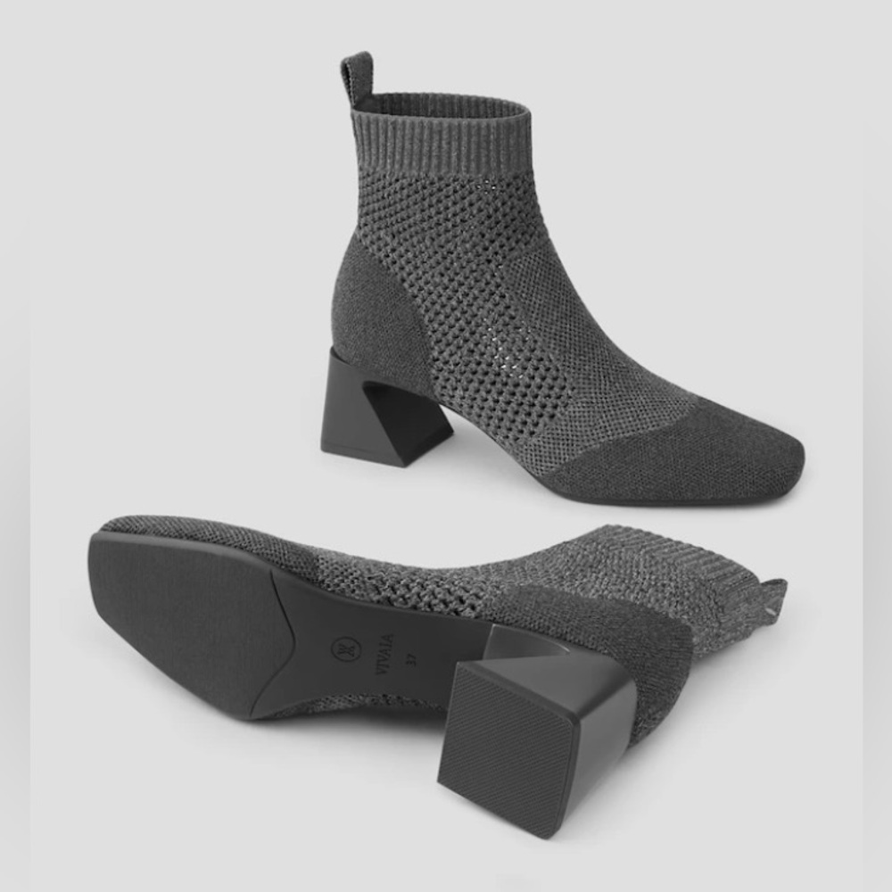 Vivaia Melissa - Knitted Perforated Design Lava Gray Booties Boots 40.5 NWOT